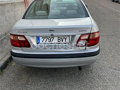 Gris / plata Usado 2002 Nissan Almera Berlina | 2200 €