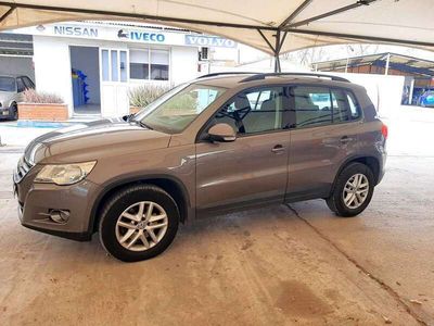 Usado VW Tiguan Advance 140 CV (102 kW) 2009 Varios colores SUV