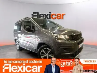 Usado Peugeot Rifter Allure 100 CV (73 kW) 2023 Gris Monovolumen