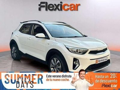 Blanco Usado 2023 Kia Stonic SUV | 12.990 € (Buen precio)