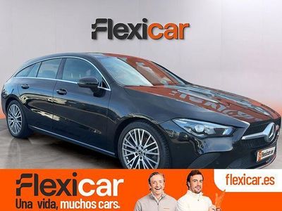 Usado Mercedes CLA180 Shooting Brake 136 CV (100 kW) 2021 Negro Familiar