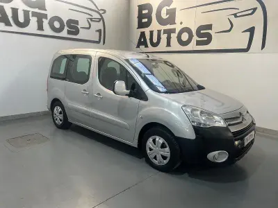 Usado Citroën Berlingo 90 CV (66 kW) 2010 Gris / plata Monovolumen