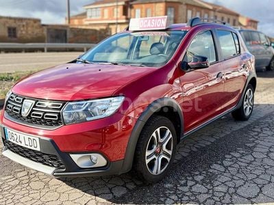 Granate Usado 2020 Dacia Sandero Essentiel Berlina | 9999 € (Precio justo)