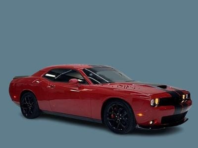 Rojo Usado 2023 Dodge Challenger Coupe | 39.995 € (Precio justo)