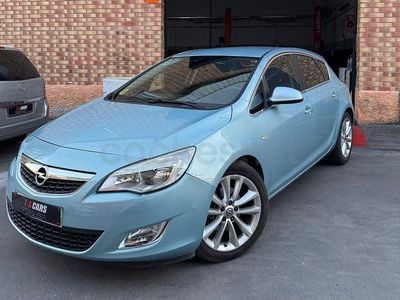 Usado Opel Astra Sport 125 CV (91 kW) 2010 Azul Berlina