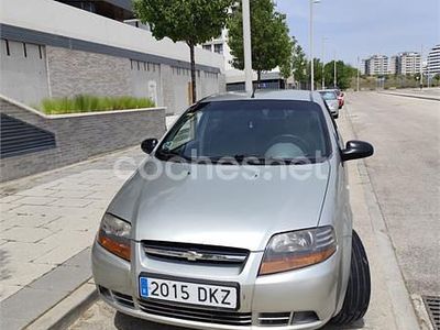 Usado Chevrolet Kalos SE 83 CV (61 kW) 2005 Gris / plata Berlina