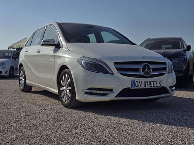 Mercedes B200