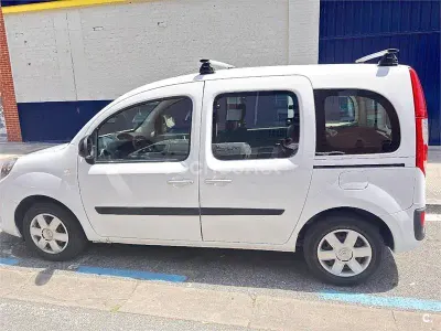 Usado Renault Kangoo 90 CV (66 kW) 2017 Blanco Monovolumen