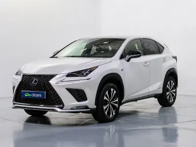 Usado Lexus NX300h Sport Line 197 CV (144 kW) 2019 Blanco SUV