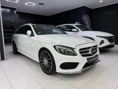 Usado Mercedes C220 AMG line 170 CV (125 kW) 2015 Blanco Familiar