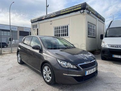 Usado Peugeot 308 Allure 120 CV (88 kW) 2015 Negro Berlina