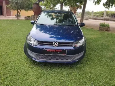 Usado VW Polo Advance 75 CV (55 kW) 2010 Azul Utilitario