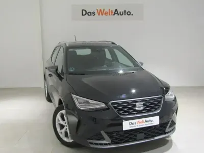 Usado Seat Arona FR 115 CV (84 kW) 2024 Negro SUV