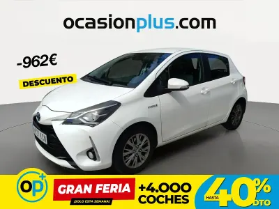 Usado Toyota Yaris Active 100 CV (73 kW) 2017 Blanco
