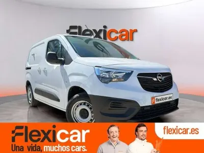 Käytetty Opel Combo Life Edition 102 HP (75 kW) 2023 Valkoinen Tila-auto