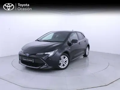 Usado Toyota Corolla Active 122 CV (89 kW) 2019 Negro Berlina