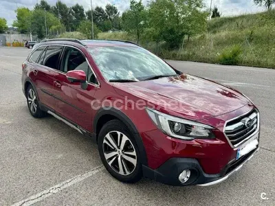 Usado Subaru Outback 175 CV (128 kW) 2019 Rojo Familiar
