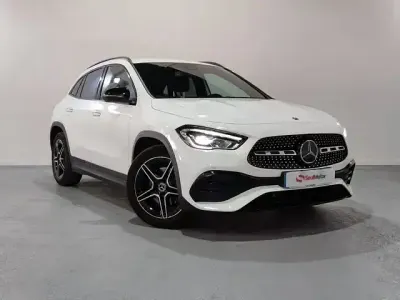 Usado Mercedes GLA200 163 HP (119 kW) 2023 Branco SUV