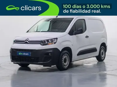 Usado Citroën Berlingo 102 CV (75 kW) 2022 Blanco Monovolumen