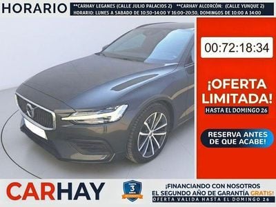 Begagnad Volvo V60 Momentum 197 HK (144 kW) 2022 Grå Kombi