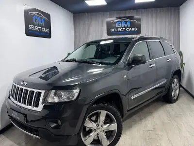 Käytetty Jeep Grand Cherokee Overland 352 HP (258 kW) 2012 Harmaa Katumaasturi