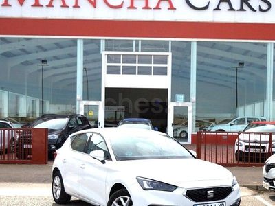 Usado Seat Leon Reference 115 CV (84 kW) 2022 Blanco Berlina