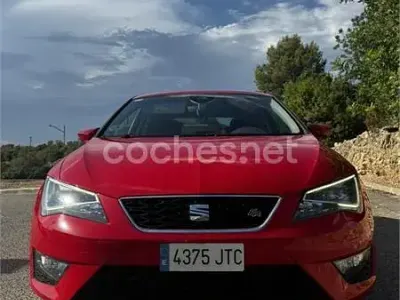 Usado Seat Leon SC FR 125 CV (91 kW) 2016 Rojo Utilitario