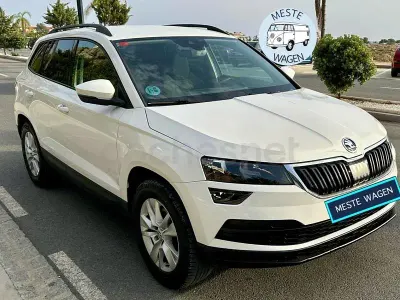 Usado Skoda Karoq Ambition 150 CV (110 kW) 2019 Blanco SUV