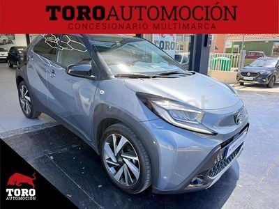 Usado Toyota Aygo X Limited 72 CV (52 kW) 2025 Azul SUV