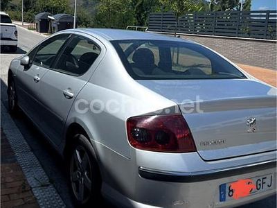 Peugeot 407