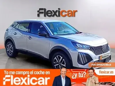 Usado Peugeot 2008 Active 100 CV (73 kW) 2023 Gris SUV