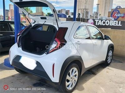 Usado Kia Stonic 84 CV (61 kW) 2022 Blanco SUV