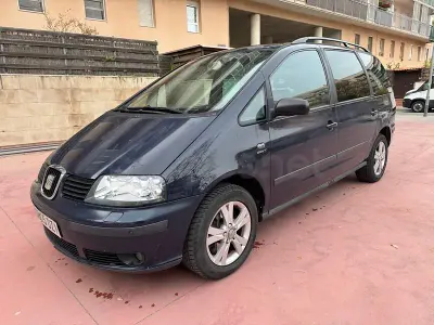 Usado Seat Alhambra Stylance 150 CV (110 kW) 2006 Azul Monovolumen