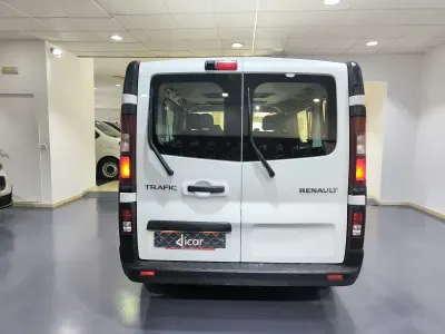 Usado Renault Trafic 120 CV (88 kW) 2020 Blanco Monovolumen