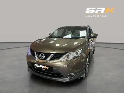Usado Nissan Qashqai Premium Edition 129 CV (94 kW) 2014 Marrón SUV