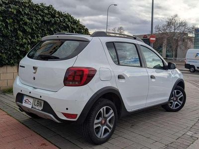 Usado Dacia Sandero 90 CV (66 kW) 2019 Blanco Utilitario