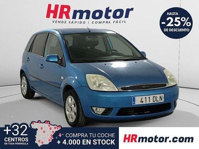 Usado Ford Fiesta Trend 68 CV (50 kW) 2005 Azul Utilitario