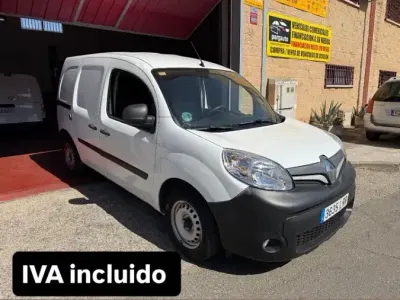 Usado Renault Kangoo 95 CV (69 kW) 2021 Blanco Monovolumen