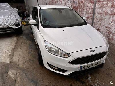 Usado Ford Focus Business Edition 125 CV (91 kW) 2017 Blanco Berlina