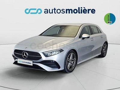 Usado Mercedes A180 136 CV (100 kW) 2023 Gris / plata Berlina