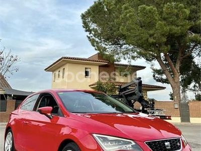 Usado Seat Leon SC FR 180 CV (132 kW) 2013 Rojo Utilitario