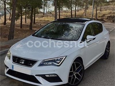 Usado Seat Leon ST FR 150 CV (110 kW) 2018 Blanco Familiar