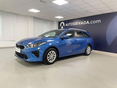 Usado Kia Ceed 120 CV (88 kW) 2020 Blue flame (metalizado) Utilitario
