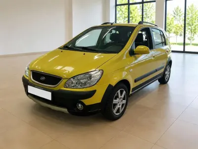 Usado Hyundai Getz 97 CV (71 kW) 2008 Amarillo Utilitario