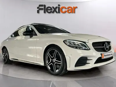 Usado Mercedes C220 194 CV (142 kW) 2020 Blanco Coupe