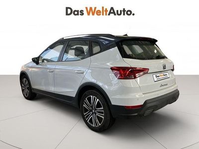 Usado Seat Arona Style 110 CV (80 kW) 2023 Blanco SUV