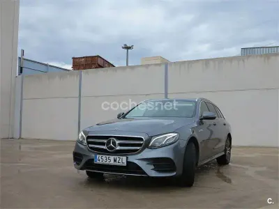 Usado Mercedes E400 Elegance 333 CV (244 kW) 2017 Gris / plata Familiar