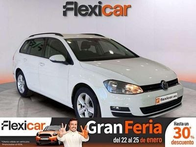 Blanco Usado 2015 VW Golf VII Advance Familiar | 9990 € (Buen precio)