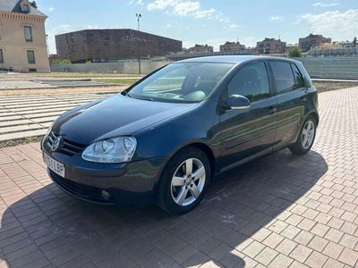 VW Golf V