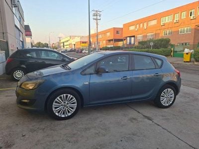 Usado Opel Astra Selective 110 CV (80 kW) 2016 Azul Berlina